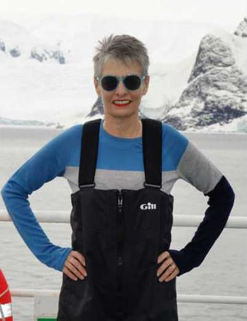 Foxology in Antarctica!
